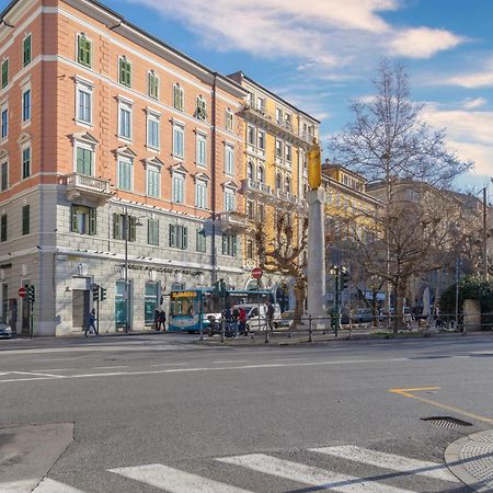 Blake, Attico Centrale Con Parcheggio A Triest Zewnętrze zdjęcie