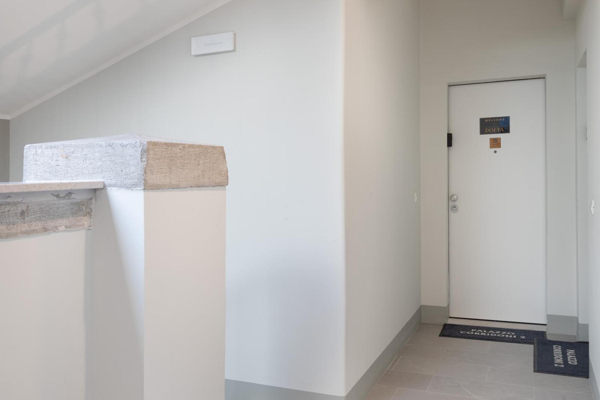 Blake, Attico Centrale Con Parcheggio A Triest Zewnętrze zdjęcie