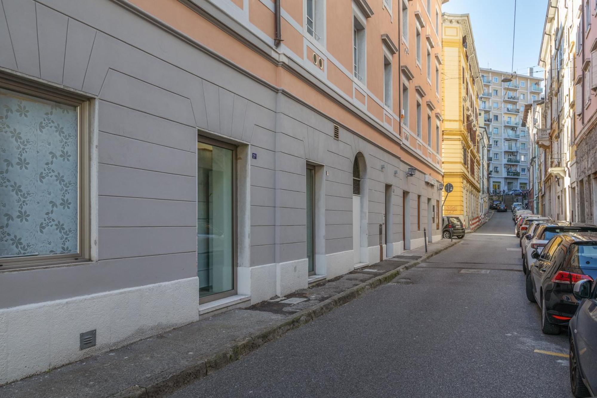 Blake, Attico Centrale Con Parcheggio A Triest Zewnętrze zdjęcie